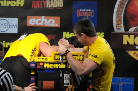 The Results from the Right Hand from the 4th Place # Armwrestling # Armpower.net