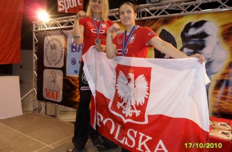 4 Medals for Poland at Judgment Day 2010 # Armwrestling # Armpower.net