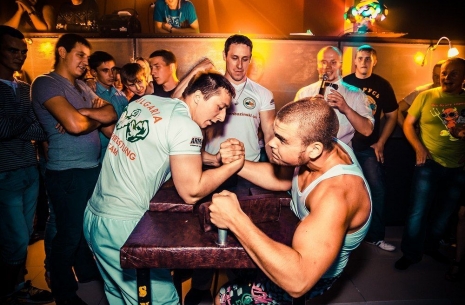 The undefeated Alex Kukuło # Armwrestling # Armpower.net