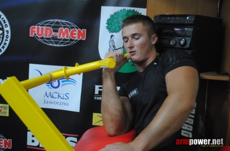 Dariusz Muszczak przed Nemiroff 2010 # Armwrestling # Armpower.net