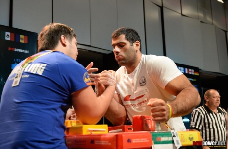 Levan Saginashvili – being his own coach # Armwrestling # Armpower.net