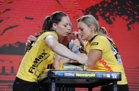 Women in armwrestling: Lucia Debranova # Armwrestling # Armpower.net
