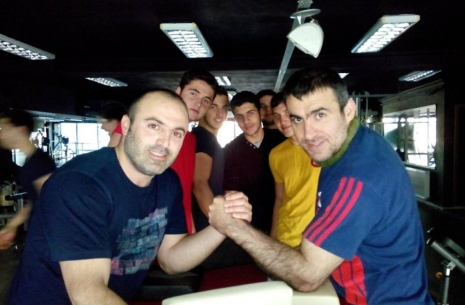 Engin Terzi likes to fight one on one # Armwrestling # Armpower.net