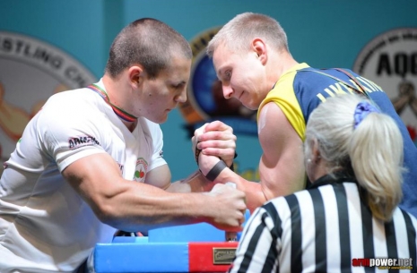 Sasho Andreev at Zloty Tur? # Armwrestling # Armpower.net
