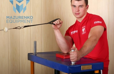 Exercises with a half-table Mazurenko Equipment # Armwrestling # Armpower.net