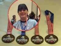 Robin Marie Chandler: four gold medals! # Armwrestling # Armpower.net