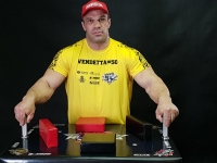 Denis Tsyplenkov began preparations for the TOP 8. # Armwrestling # Armpower.net