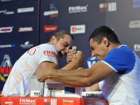 A scandal or a deserved win? Controversy over the match Bartosiewicz vs. Akperov # Armwrestling # Armpower.net