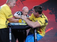 Artem Taynov: „Sadly, injuries are hard to ignore” # Armwrestling # Armpower.net