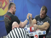 Cyplenkov vs Pushkar - round #2 # Armwrestling # Armpower.net