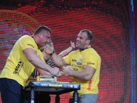 Art of avoiding combat or a strategy? Kote comments # Armwrestling # Armpower.net