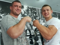Oleg Zhokh regained consciousness and is already communicating with family. # Armwrestling # Armpower.net