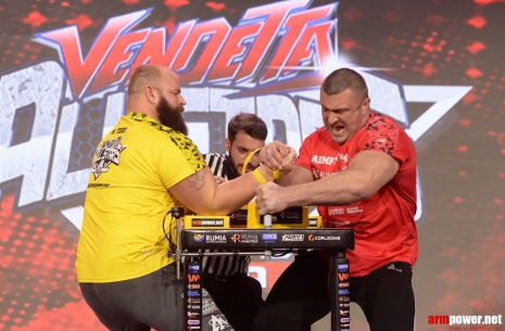 Right decision of Andrey Pushkar  # Armwrestling # Armpower.net