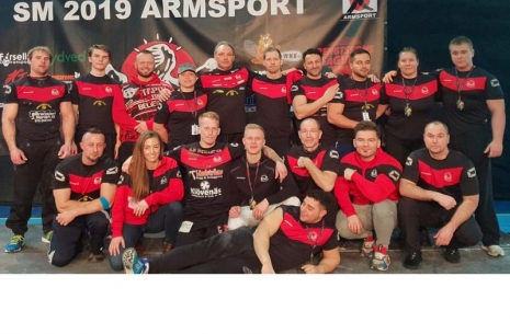 Robert Rodin and his club # Armwrestling # Armpower.net